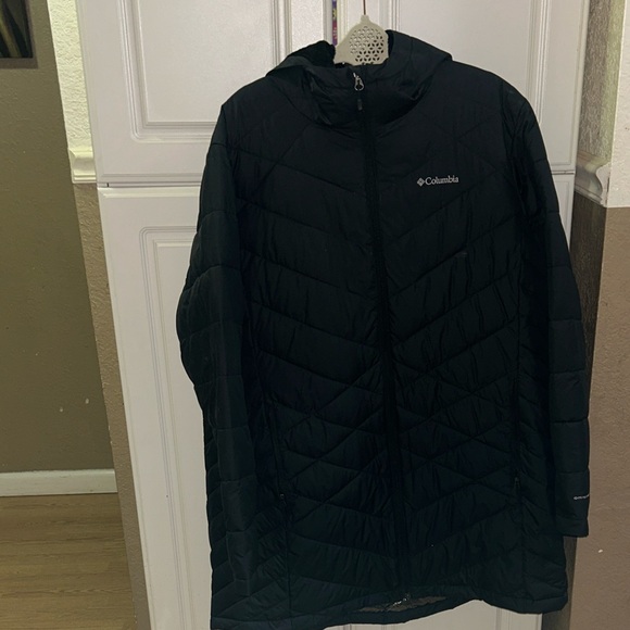 Columbia Black Hooded Puffer Jacket - Picture 1 of 5